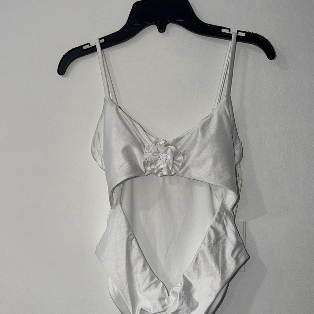 L*Space Sierra One Piece Bathing Suit - White Satin Shine, SMALL - Picture 3 of 11